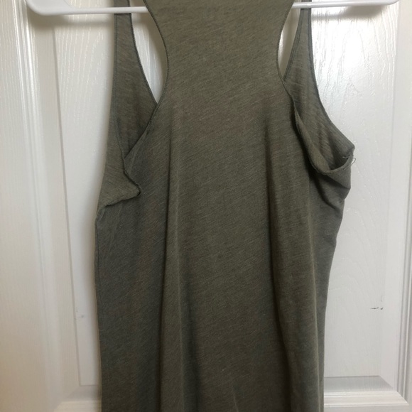 Doughnuts and deadlifts tank top - Picture 3 of 6